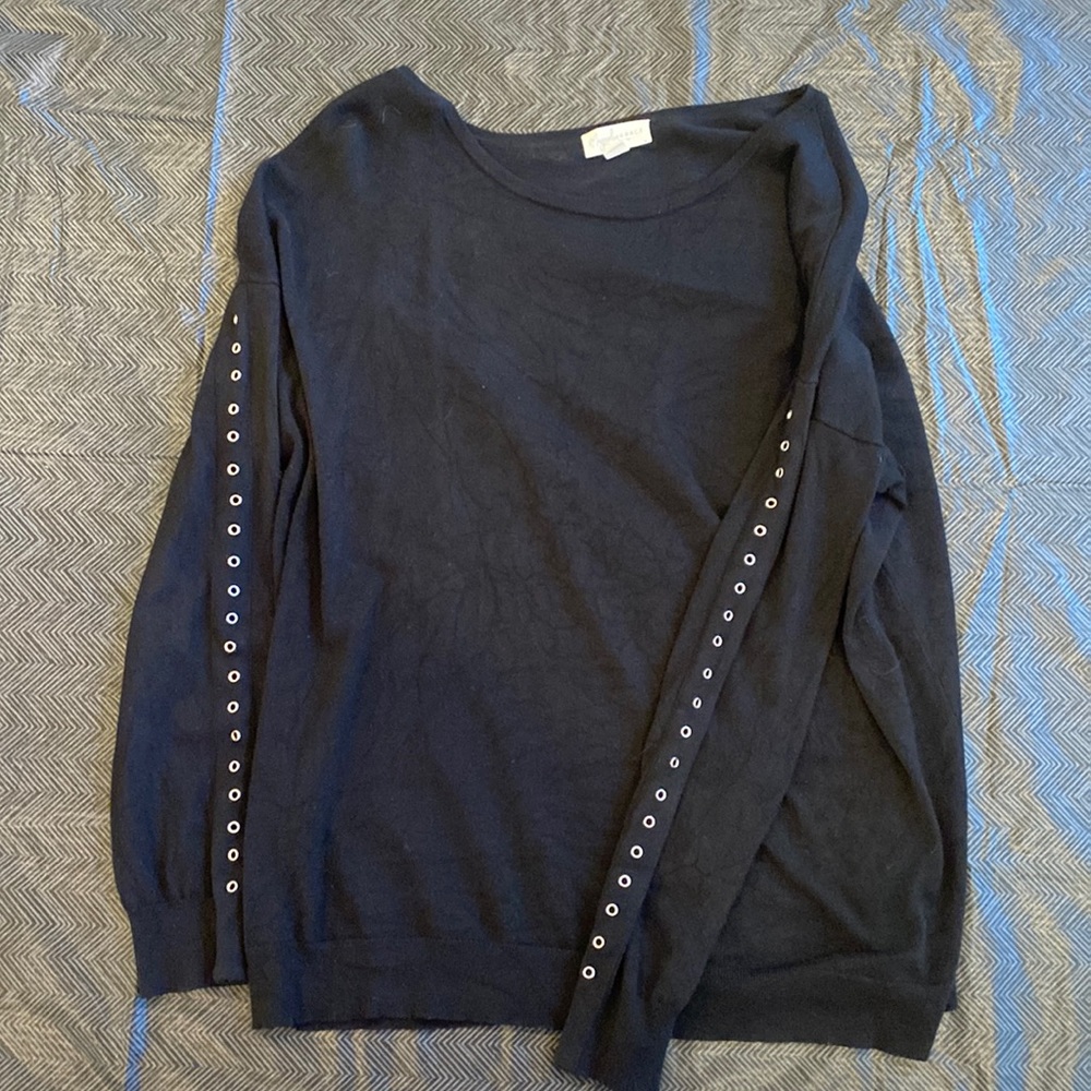 XXL women’s black long sleeve, silver grommets down both sleeves. Worn once!